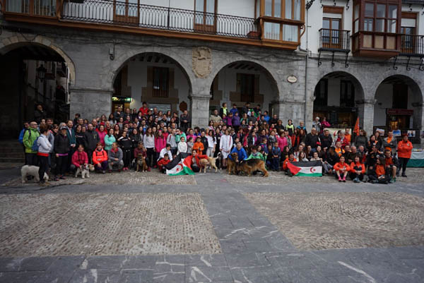 Castro Urdiales celebra la 1ª ruta solidaria en favor de la infancia saharaui